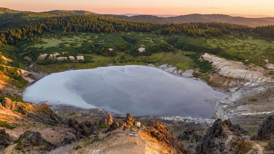 Следы на песке: история нового Робинзона