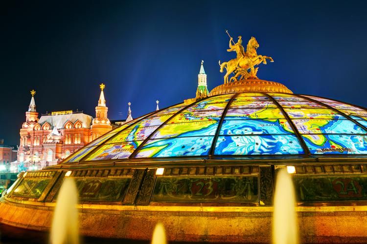 Столичный дуэт: Петербург и Москва