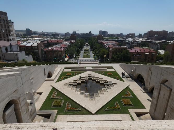 Рождественское путешествие по древним церквям и тёплым очагам Армении