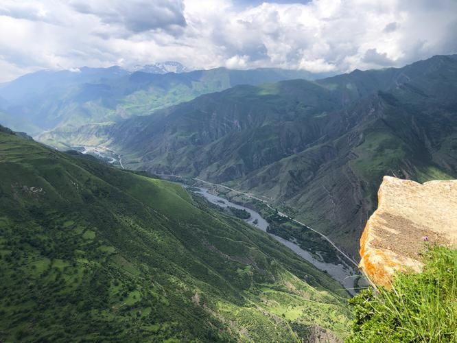 Солнечная Грузия: море и горы в одном путешествии