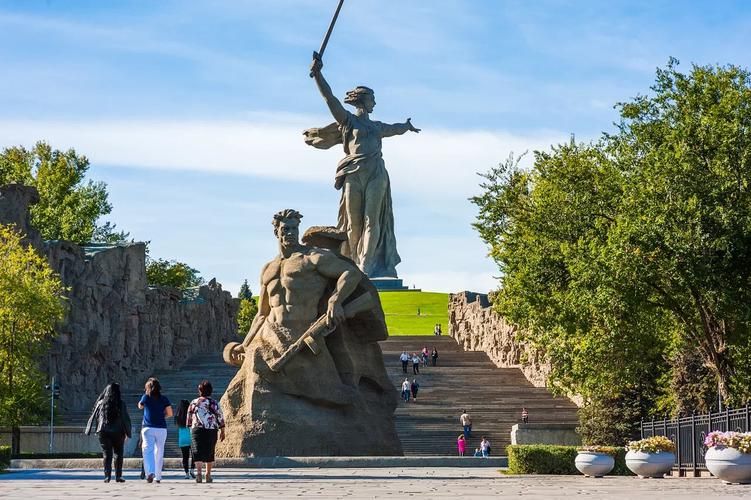 Автобус| Море, солнце, история: Крым и Волгоград