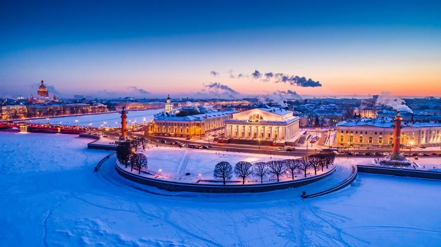 Петербург в парадном мундире
