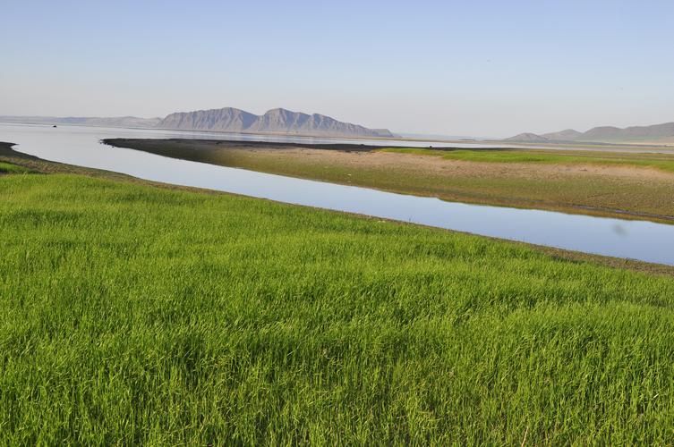 Где земля дышит под ногами, а океан шепчет у самых краёв